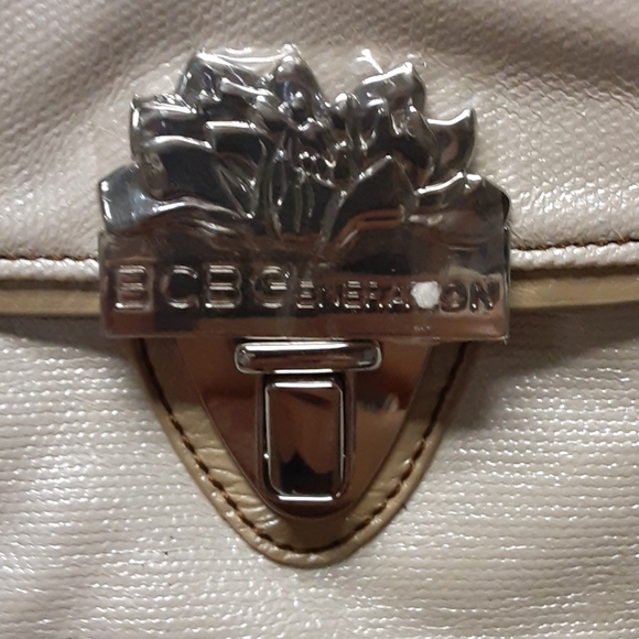 Purse - Picture 2 of 6